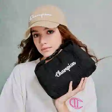 Champion Lunch Box Handbag
