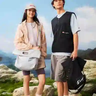 Champion Fold Message Bag