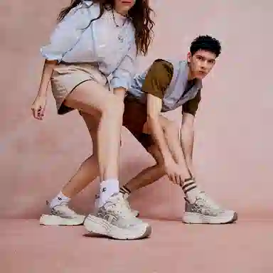 Champion Retro Sports Champ Moves C-Logo