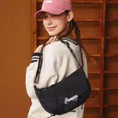Champion Tiny Rope Shoulder Bag SS25