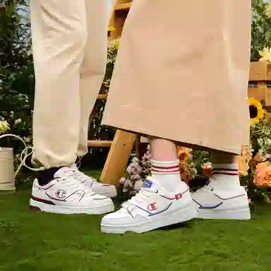 Champion Trainer Skate V1 Milk White/Sunrock Gray