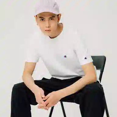 Champion T