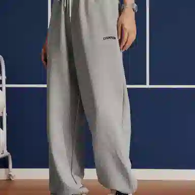 Champion WOMEN'S CASUAL SS24 Logo