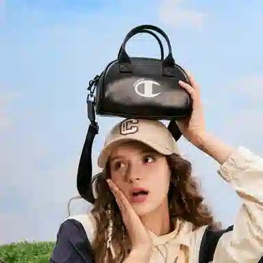 Champion C-Logo Bowling Bag