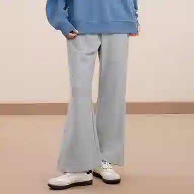 Champion FW24 WOMEN'S CASUAL Logo