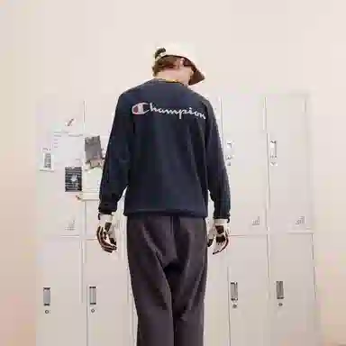 Champion FW24 BASIC C-Logo