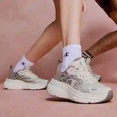 Champion Retro Sports Champ Moves C-Logo
