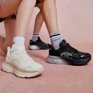 Champion Retro Sports C-Logo