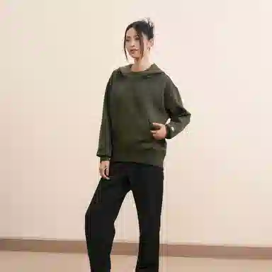 Champion FW24 surplus + utility C-Logo