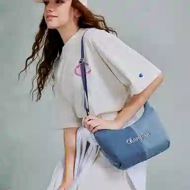 Champion Lunch Box Handbag