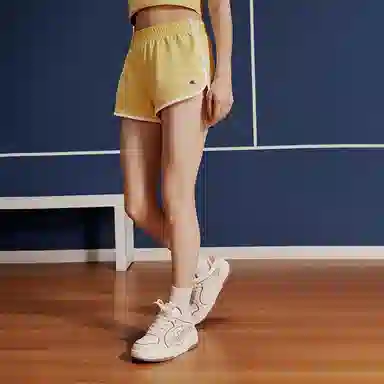 Champion Women's Rochester SS24 -CLogo