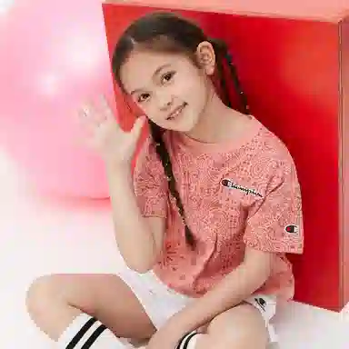 Champion SS22 Rochester T