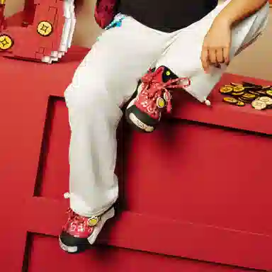 Champion Puffy Donut