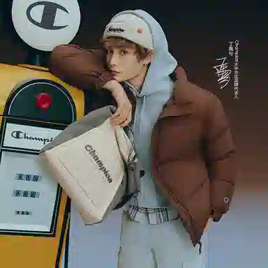 Champion FW25