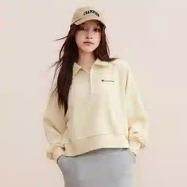Champion FW24 WOMEN'S CASUAL Logo