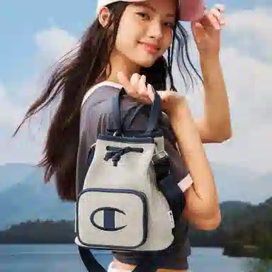 Champion C Logo Bucket Bag 2.0