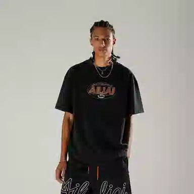 AILIAI T