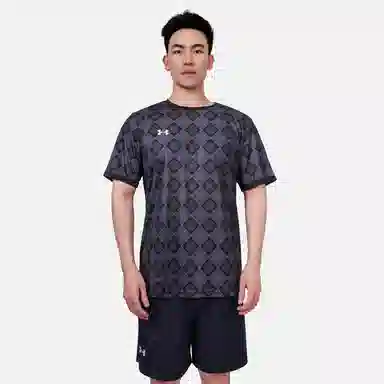 Under Armour T
