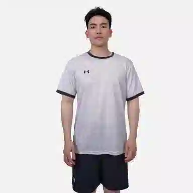 Under Armour T