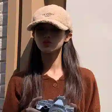 稻草人 秋冬毛绒绒棒球帽韩版时尚简约显脸小 潮流百搭 涤纶 鸭舌帽 女款