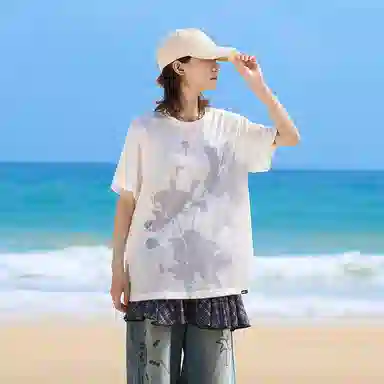 Madgood Floral Print T-Shirt