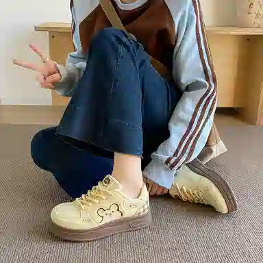 乐乐鱼 可爱简约时尚厚底休闲运动舒适 包裹性耐磨轻便透气增高 低帮 板鞋 女