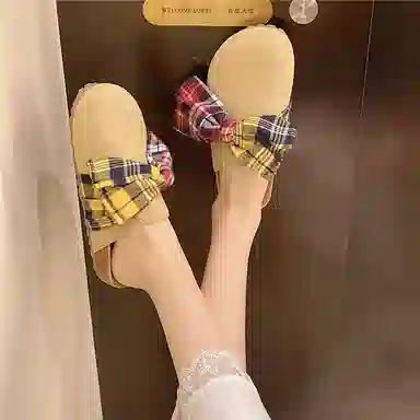 乐乐鱼 大蝴蝶结一脚蹬浅口凉拖 防磨防滑包头拖鞋 女