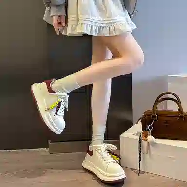 乐乐鱼 运动休闲厚底日常舒适百搭潮流 包裹性耐磨 低帮 板鞋 女