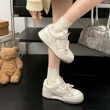 乐乐鱼 复古厚底休闲运动百搭潮流小众设计感 增高 低帮 板鞋 女