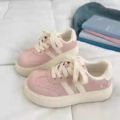 乐乐鱼 早秋学生配裙子百搭厚底运动通勤 增高 低帮 板鞋 女