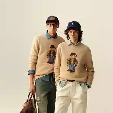 Teenie Weenie Bear Crewneck Sweater