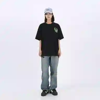 Gwola Logo Print T-Shirt