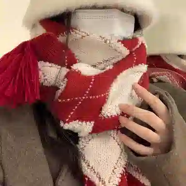 Cranta Komeia ins