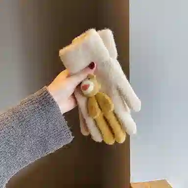 Cranta Komeia ins