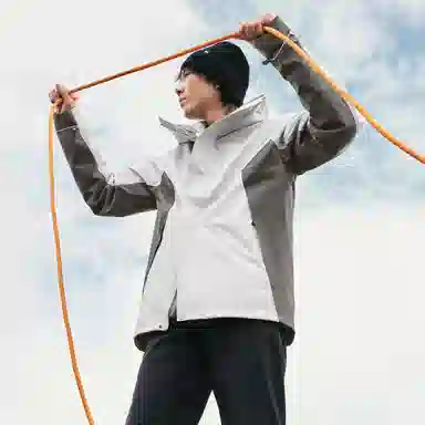 蕉下  纯色经典连帽  保暖耐磨透气速干防水防风冲锋衣 男款