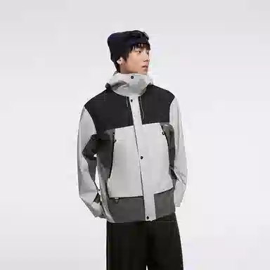 蕉下  户外宽松机能三合一气绒  防水防风防紫外线透气耐磨保暖速干超轻伪装掩护冲锋衣 男款