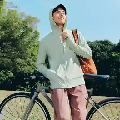 蕉下 冰丝冰爽轻薄凉感透气吸湿速干遮阳防紫外线户外运动防晒服 男款