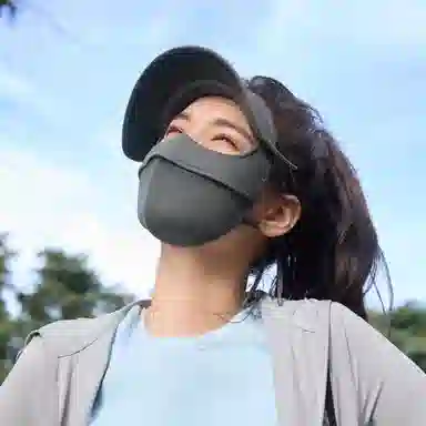 蕉下 帽檐款舒感特护防风保湿 口罩 女款
