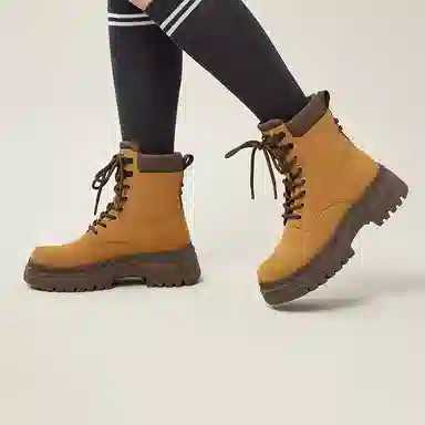 蕉下 轻软厚底 登山英伦风增高工装 短筒 马丁靴 女款