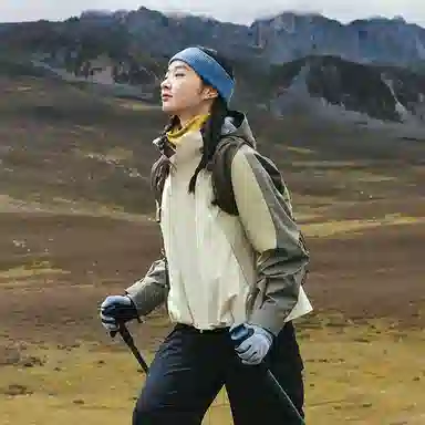 蕉下  户外三合一露营拉链宽松  防水防风防紫外线透气防泼水耐磨保暖速干超轻冲锋衣 女款