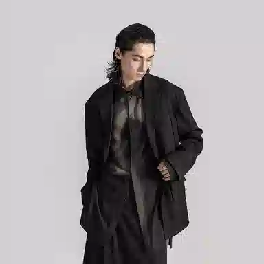 幻象者 简约纯色休闲长袖西装 女款