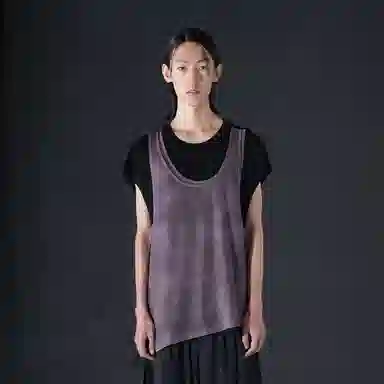 Huanzhe Sleeveless Crewneck Tee Black