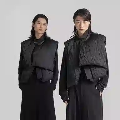 Huànxiàngzhě Original Design Down Vest Black