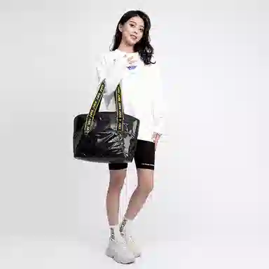 KMV Tote