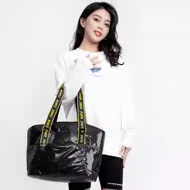 KMV Tote