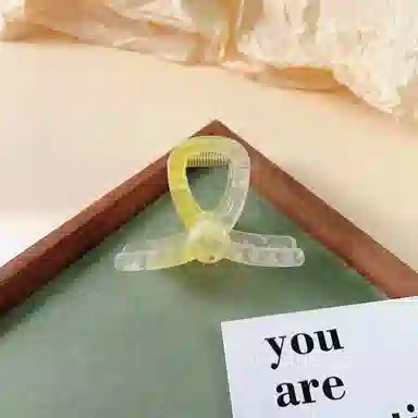 尚先生 仙气新款渐变浅黄色圆珠中号抓夹田园风夏季鲨鱼夹后脑勺发卡发夹 头饰 女款