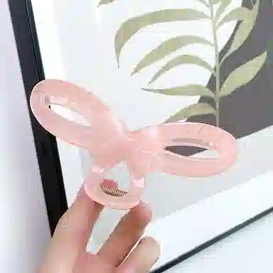 尚先生 冰透粉色镂空蝴蝶结大号亚克力鲨鱼夹甜美温柔多发量后脑勺抓夹 发饰 女款