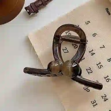 尚先生 不对称晕染圆珠镂空设计感抓夹小号发尾气质发量质感韩版鲨鱼夹 发夹 女款