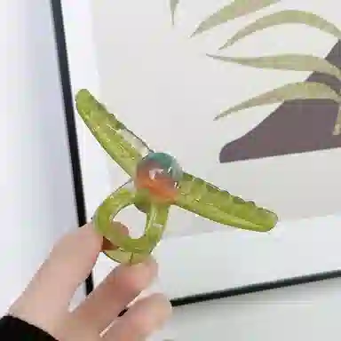 尚先生 冰透绿色亚克力抓夹彩色树脂圆珠鲨鱼夹后脑勺  发卡头饰 发夹 女款