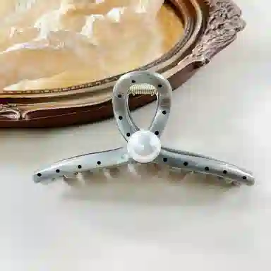 尚先生  法式气质波点圆珠抓夹优雅甜美温柔鲨鱼夹简约百搭发夹新款头饰 发饰 女款